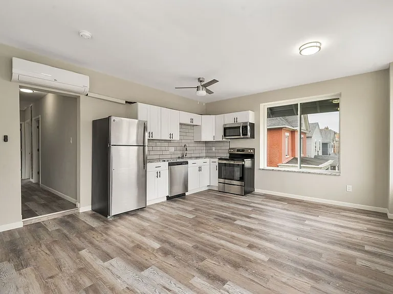 741 Sullivant Ave #C — Photo 5