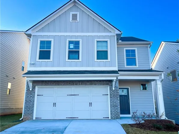 2862 Manor Dr, College Park, GA 30337