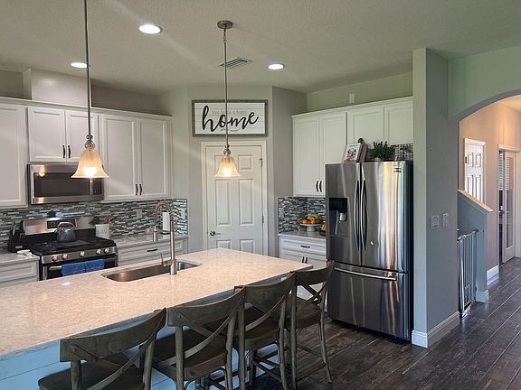 5th image of 6125 Colmar Pl