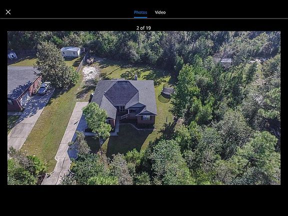 3rd image of 135 Deerwood Dr