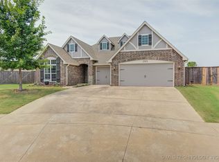 2103 E 132nd St S, Bixby, OK 74008