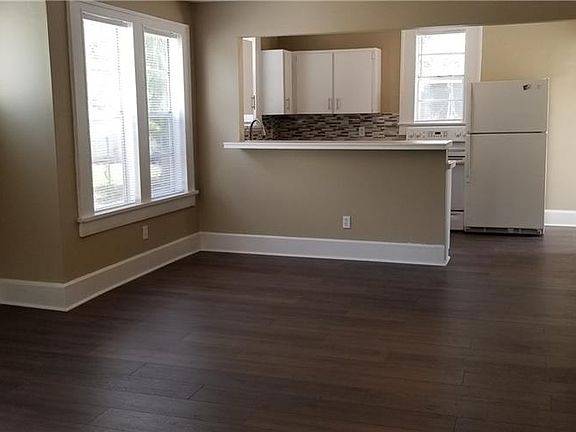 3rd image of 3062 19th Ave S