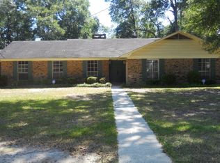 104 Terry Dr, Brewton, AL 36426