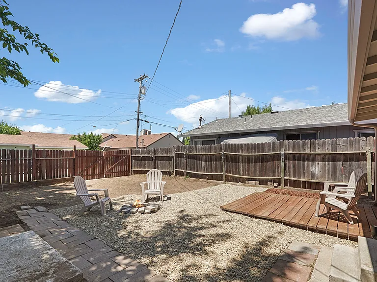 522 S Lincoln Way — Photo 23
