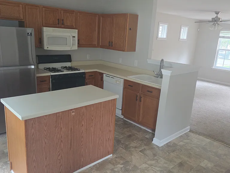 Sky Ridge Way — Photo 19