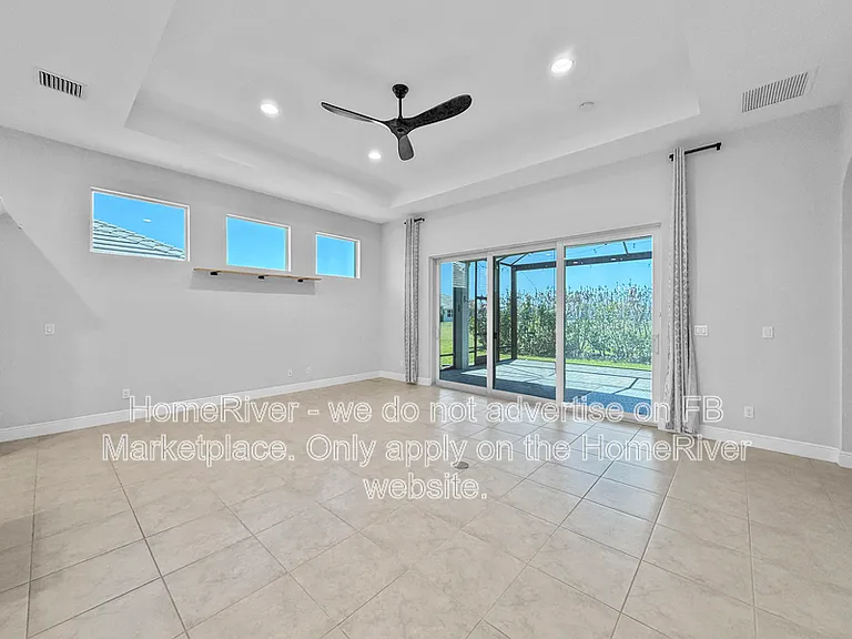 12482 SW Sunrise Lake Ter — Photo 6