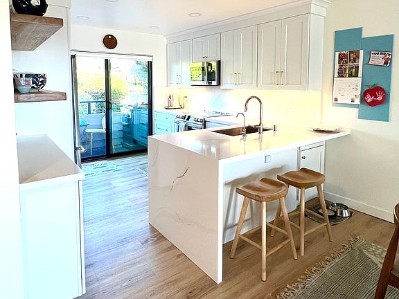 4th image of 441 Camino De Las Colinas