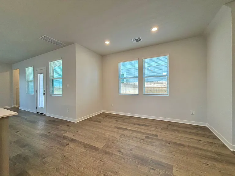 2235 Oscar Eli Way — Photo 14