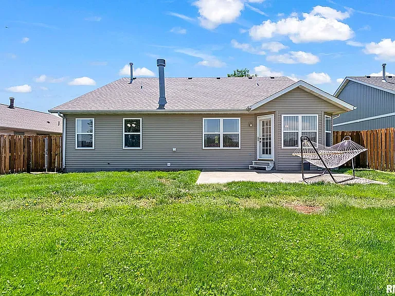 2721 Carl Prairie Dr — Photo 29