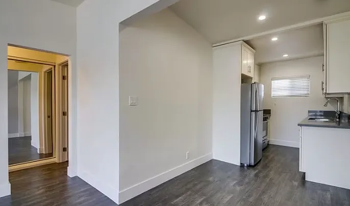 14715 Chadron Ave — Photo 2