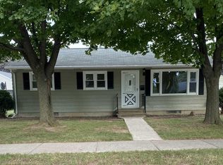 325 S Karlyn St, Kimberly, WI 54136
