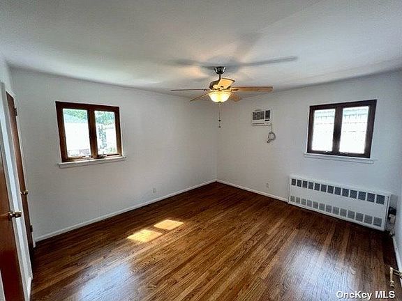 2nd image of 155-52 Lahn St Floor 2