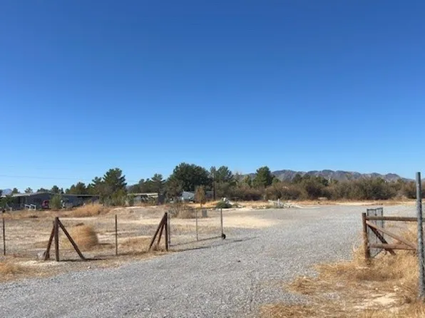 4230 N Woodchips Rd, Pahrump, NV 89060