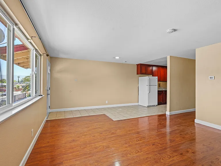 1515 Mount Herman Dr #5 — Photo 2