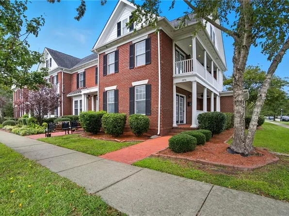 2896 E Princess Anne Rd, Norfolk, VA 23504