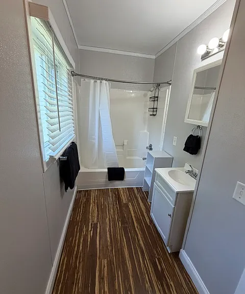617 Fremont Ave NW — Photo 6