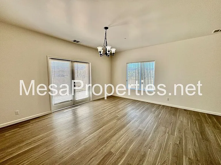 6087 Elsinore Rd — Photo 8