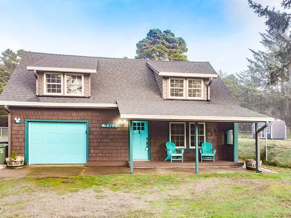 6196 Highway 101 N, Yachats, OR 97498
