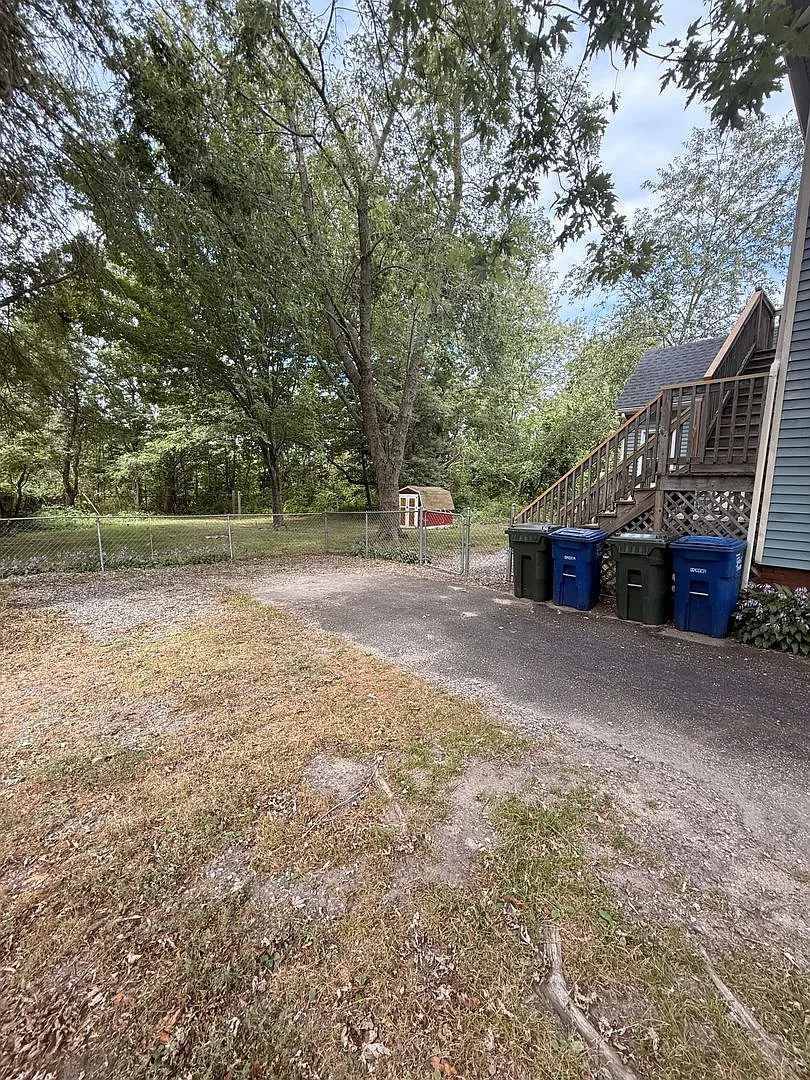 Character Galore-2 Bedroom/1 Bath Second Floor Unit — Photo 4