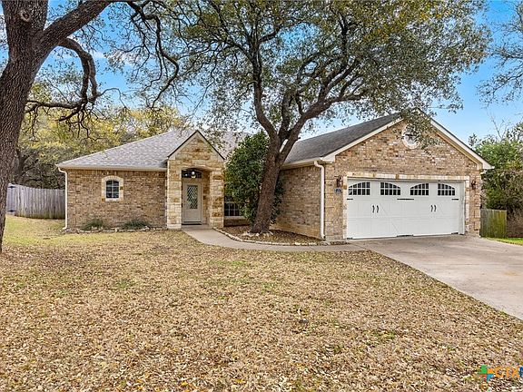 2nd image of 115 Squire Loop