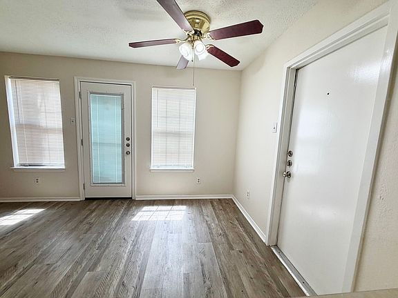 4th image of 3825 Kimberly Dr