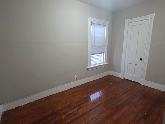 4th image of 197 Farren Ave #2