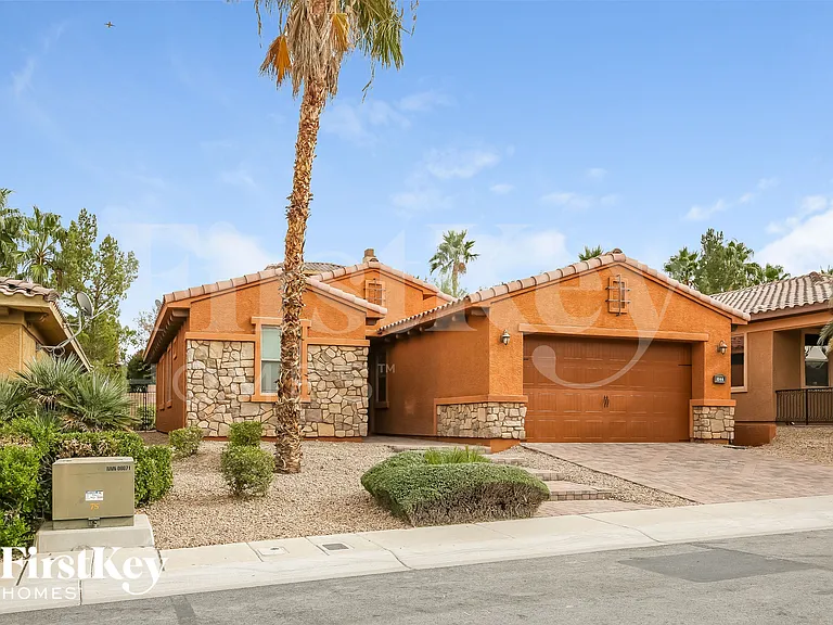 1044 Via Camelia St — Photo 3