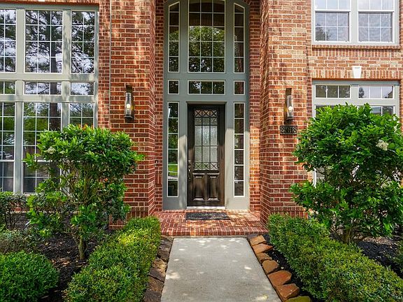 2nd image of 25618 Wildbrook Crossing Ln