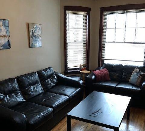 3rd image of 2631 N Sawyer Ave #1