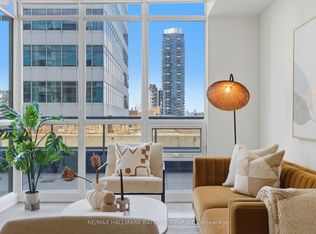 30 Roehampton Ave #706, Toronto, ON M4P0B9