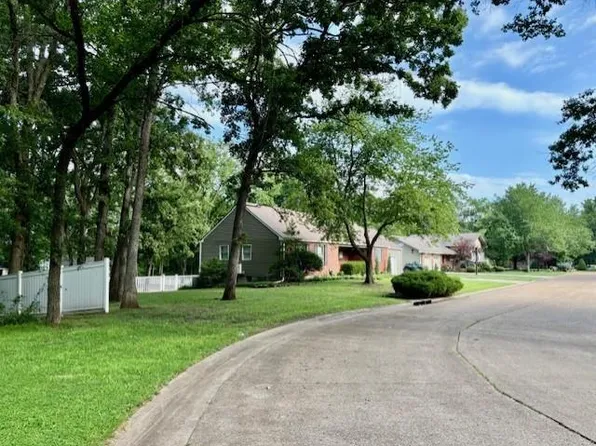 1514 Woodland Ter, Pittsburg, KS 66762