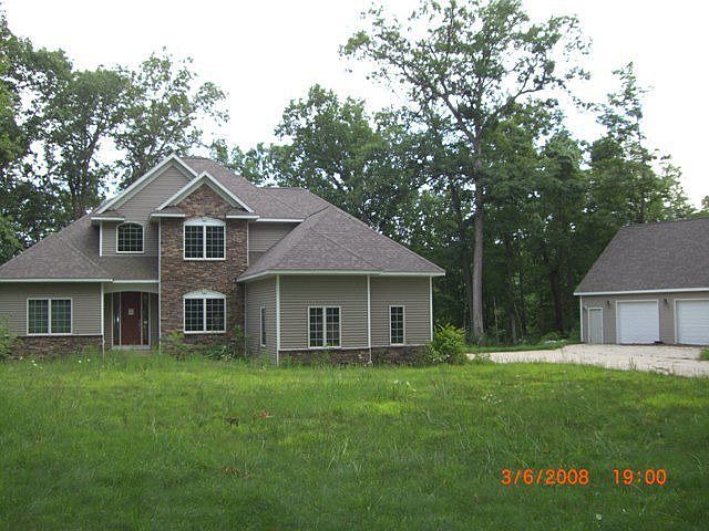 Front View w' Extra Garage