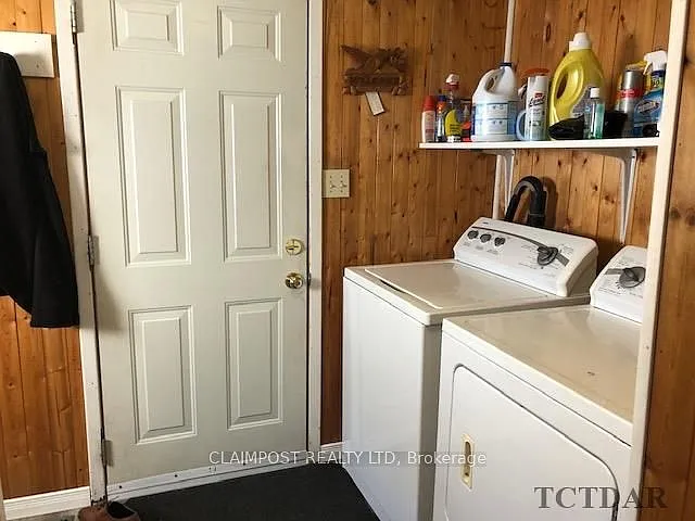76 Croatia Ave — Photo 12