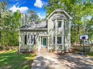 4605 Batavia Ct, Raleigh, NC 27604