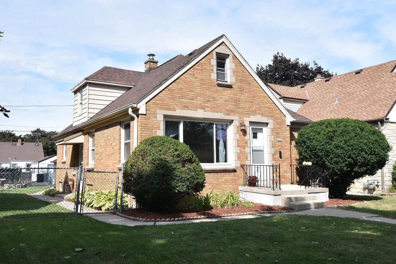 3045 North 88th STREET, Milwaukee, WI 53222 | Zillow