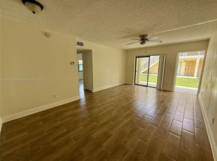 11130 Royal Palm Blvd #1-11, Pompano Beach, FL 33065