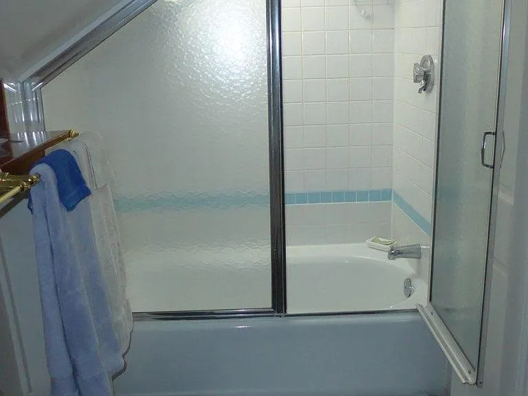 7 Clinton St — Photo 20