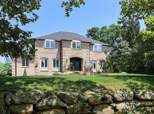 1 Manor Dr, Morristown, NJ 07960