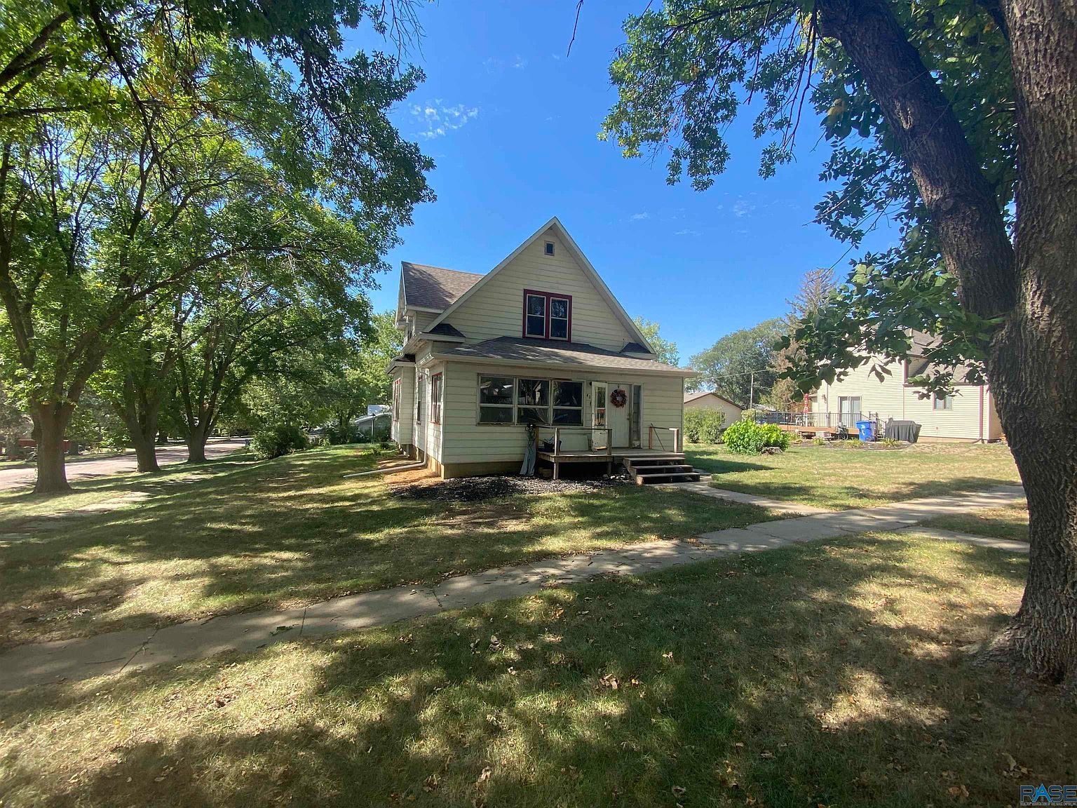 402 Union St, Alcester, SD 57001 Zillow