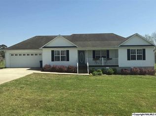 382 Land Cir, Albertville, AL 35950