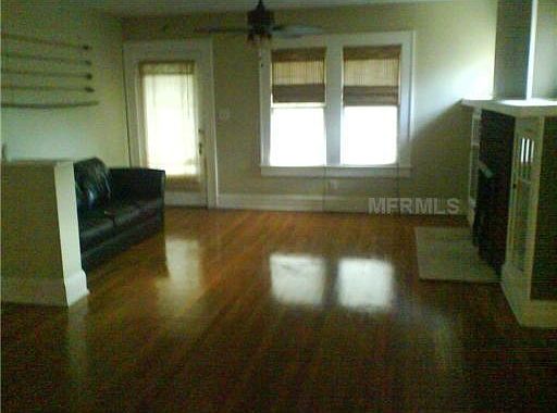 3rd image of 1219 Park Lake St