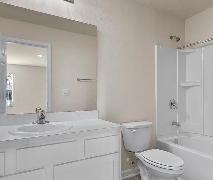 21 Temple Dr — Photo 26