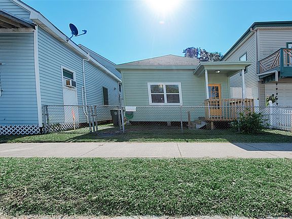2nd image of 3705 Avenue O