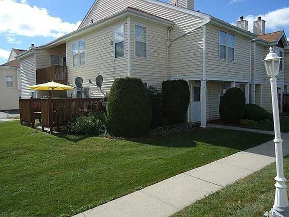 4th image of 4009 Whispering Hills Pl
