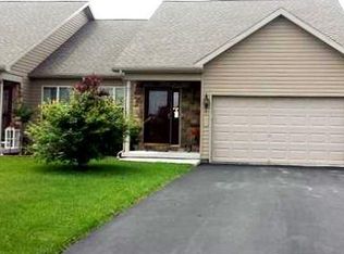 77 Galaxy Dr, Hanover, PA 17331