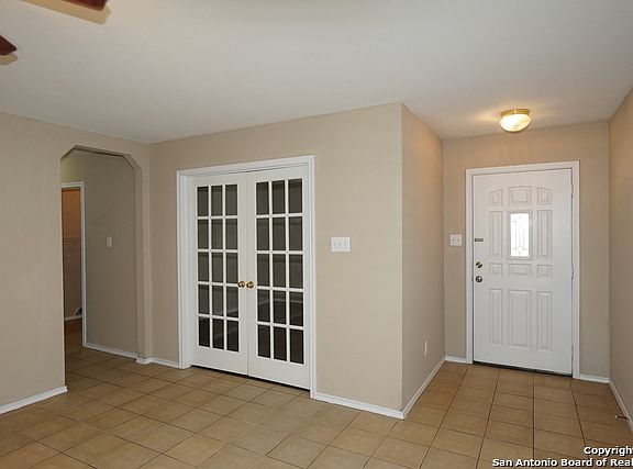 2nd image of 4035 Privet Pl