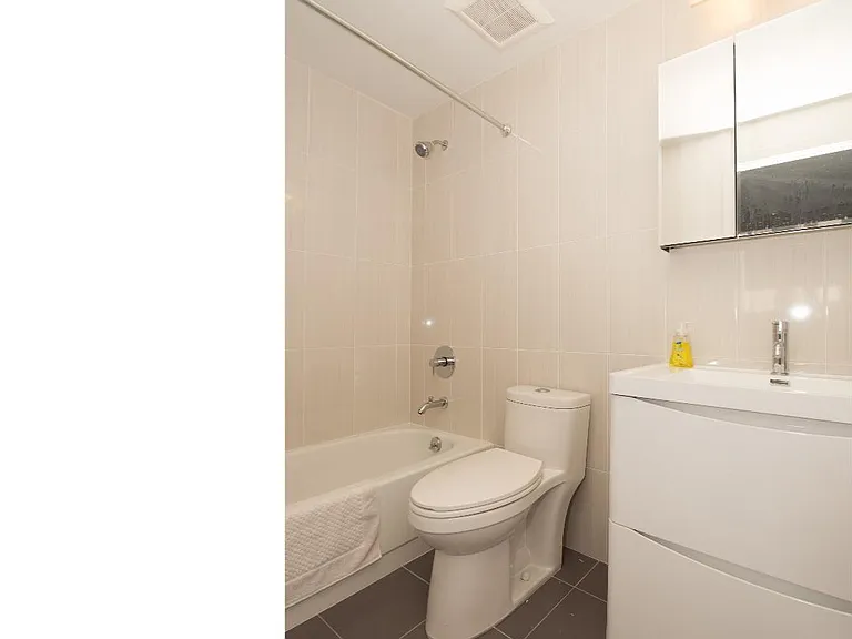 2301 Cherry St #3C — Photo 18