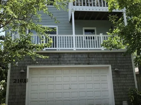 216 67th St #A, Virginia Beach, VA 23451