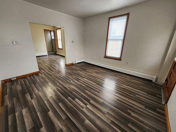 2nd image of 636-638 S Main St #Ca1fc762e