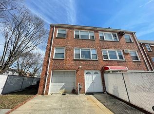 77-29 Parsons Blvd #3C, Fresh Meadows, NY 11366